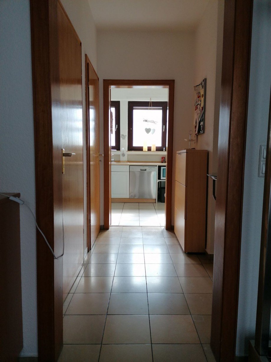 Flur inkl. Abstellraum Einfamilienhaus Sprockh�vel