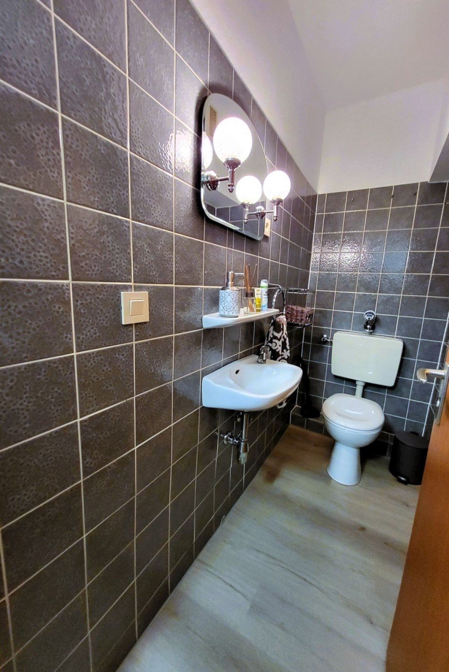 G�ste,WC Etagenwohnung Wetter