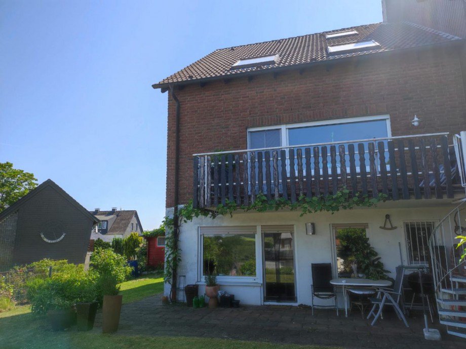 Hausansicht R�ckseite Reihenendhaus Wetter