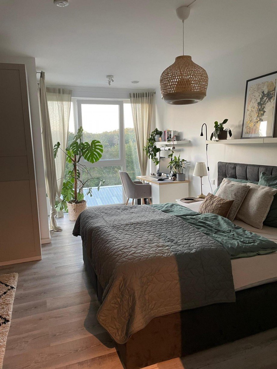 Helles Schlafzimmer EG Maisonettewohnung Wetter
