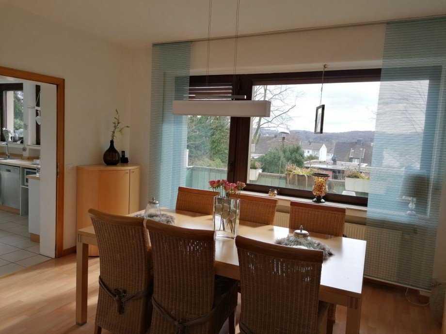Esszimmer, Zugang Balkon EG Einfamilienhaus Sprockh�vel