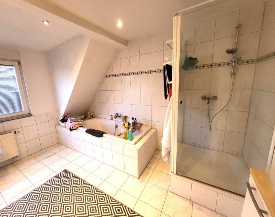 Wannenbad I 2.OG Haus Essen