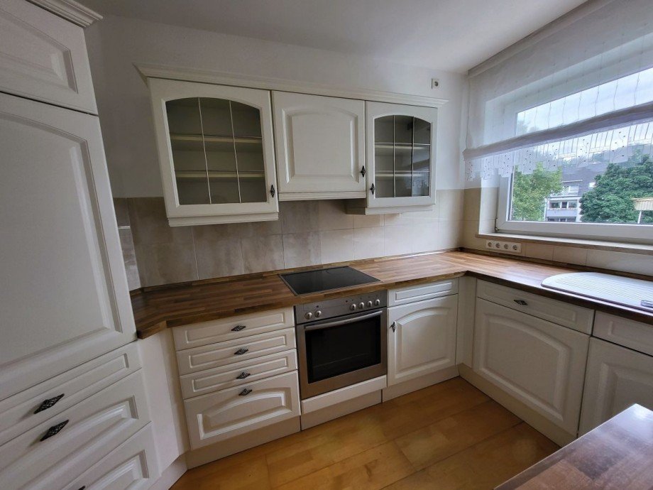 Einbauk�che inklusive E-Ger�te Etagenwohnung Wetter