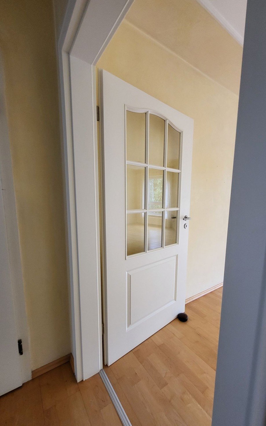 Innent�ren im Landhausstil Etagenwohnung Wetter