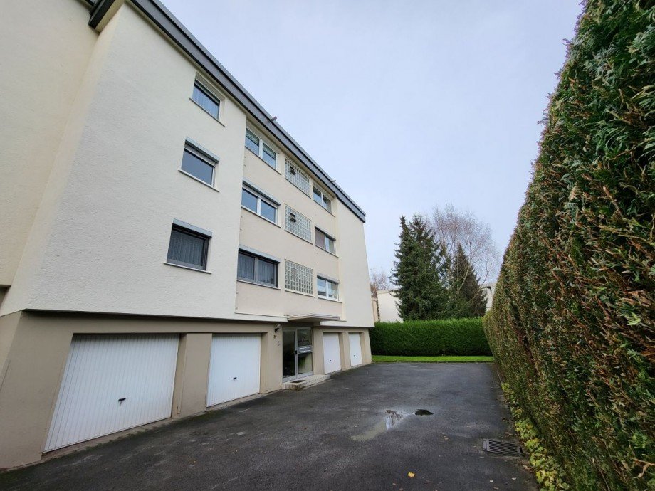 Eingang, Garage Etagenwohnung Wetter