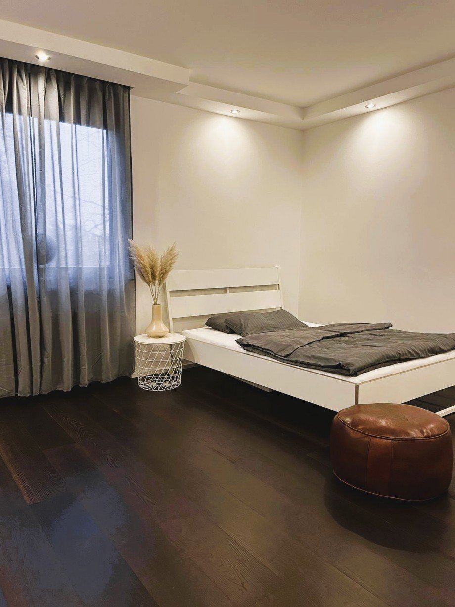 Schlafzimmer II Etagenwohnung Wetter