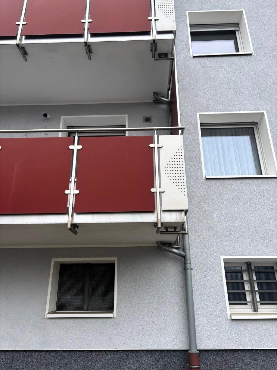 hochwertige Balkone Wohn- / Gesch�ftshaus Essen