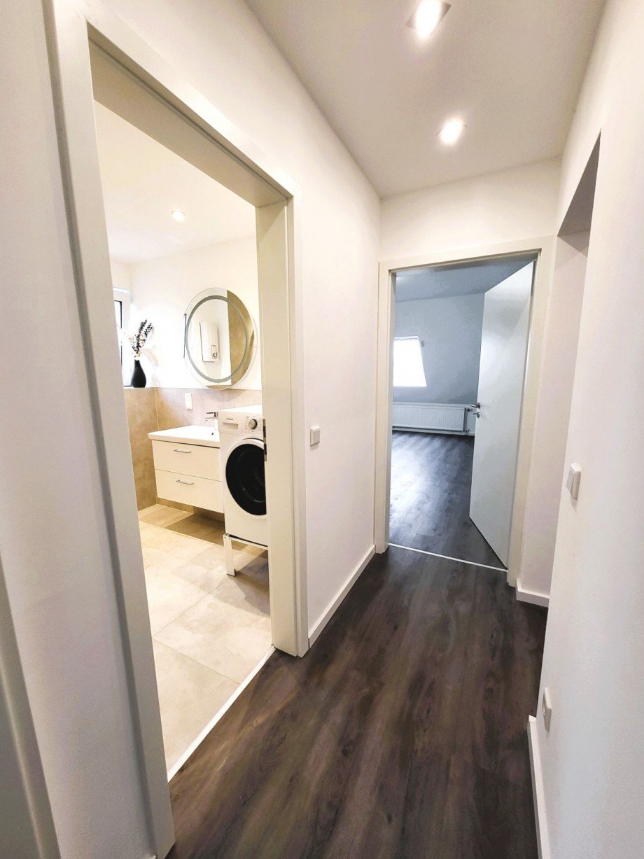 Flur UG Maisonettewohnung Duisburg
