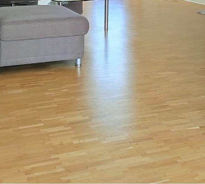 original Parkett Etagenwohnung Wetter