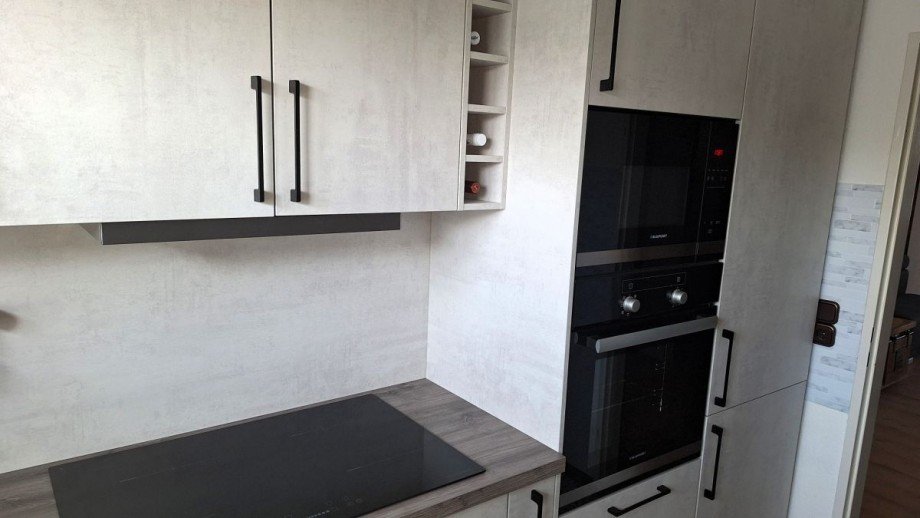 moderne, hochwertige Fronten Etagenwohnung Wetter