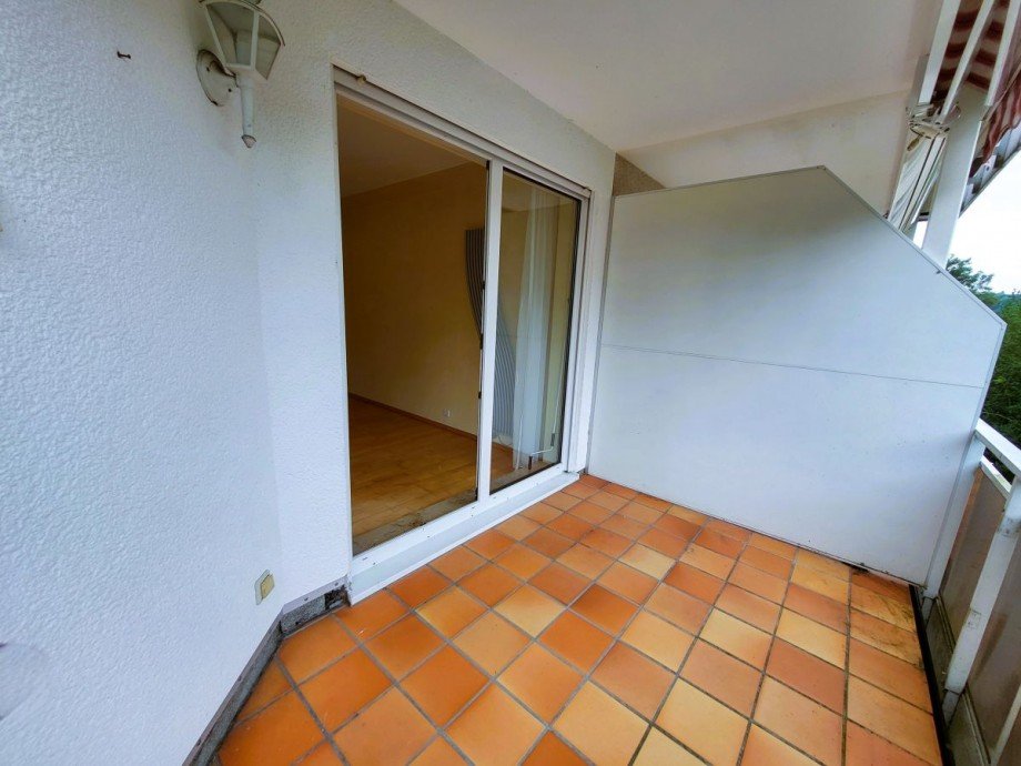 gefliester Balkon Etagenwohnung Wetter